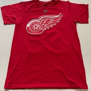 Authentic Detroit Red Wings Dylan Larkin t shirt.
